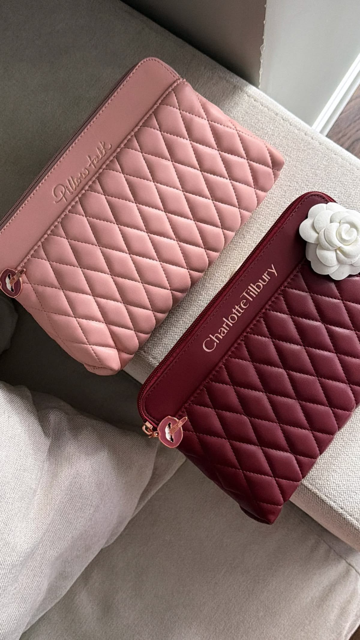 Charlotte tilbury pochette
