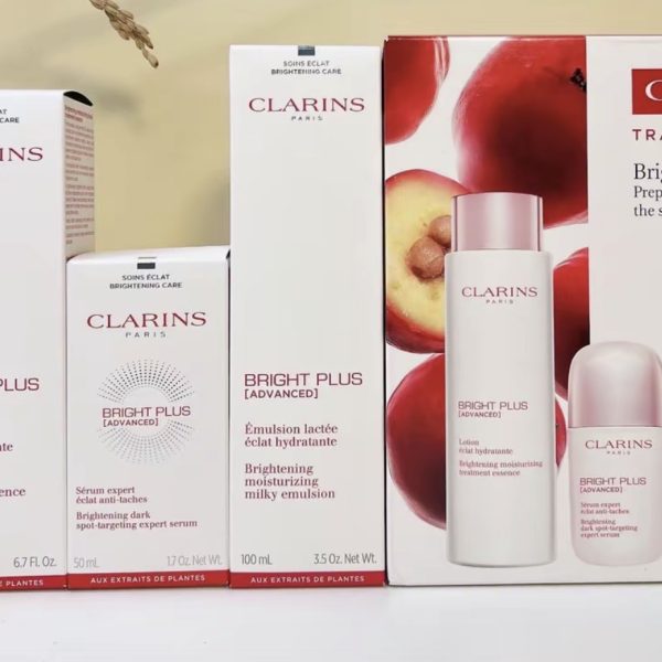 ✨ CLARINS – BRIGHT PLUS TRAVEL EXCLUSIVE
